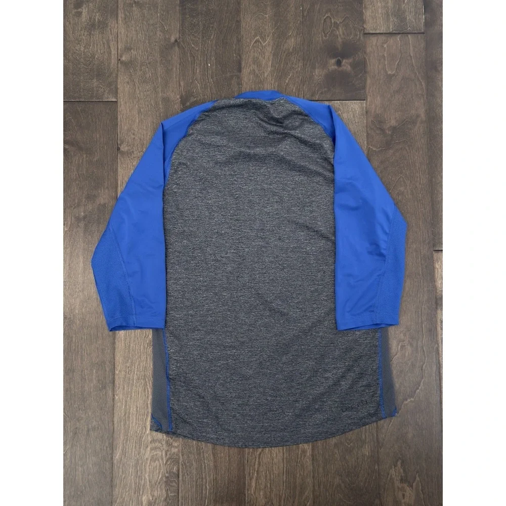 Nike sleeves grey